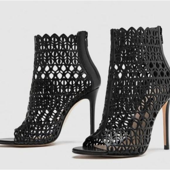 ZARA Wraparound Die-Cut High-Heel Leather Sandals - Picture 4 of 4